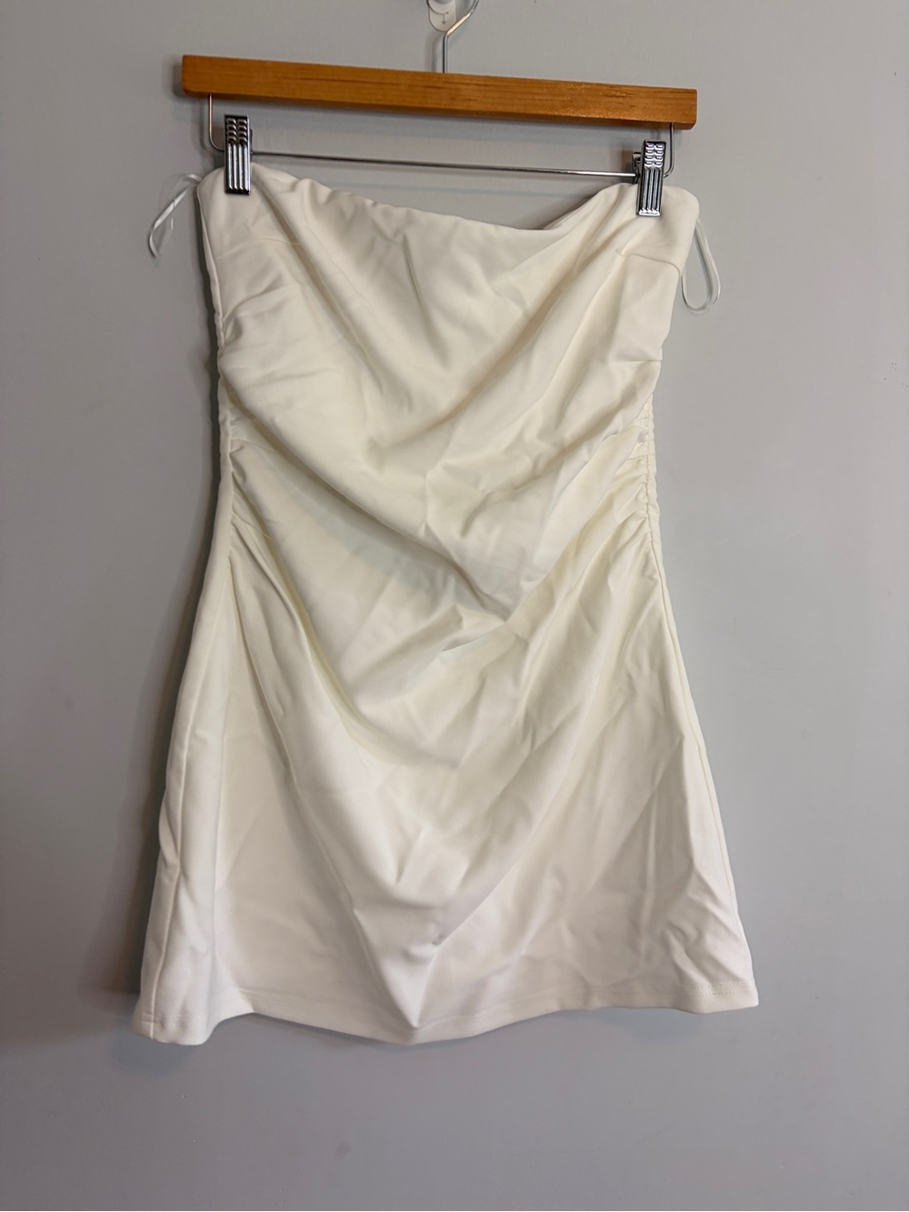 Superdown Strapless Ruched White Mini Dress Medium